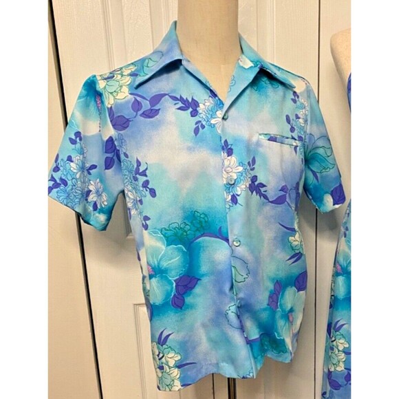 Vintage 70s HAWAII NEI Men's Size Med Hawaiian Shirt Blue White Purple Floral - Picture 2 of 7